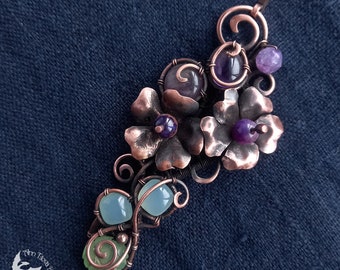 Elegant Witch Flower Long Pendant with Agate, Amethyst, Phrenite and Chalcedony Gemstones - Copper Flower Balance and Meditation Necklace