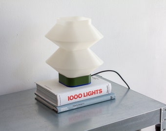 Modern Table Lamp, Opal Shade, 3d Printed, Sustainable Materials, Minimal Design, Spring decor, Eco-friendly lighting, Minka