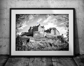 Edinburgh Castle print, Edinburgh Black and White photography print, Travel art, Scottish Castle, Edinburgh Castle Wall Art, Black White Art