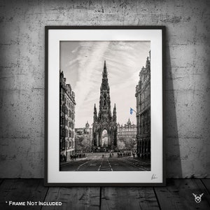 Edinburgh Black White Photography, Edinburgh print, Scotland gifts, Travel art, Scotland, Edinburgh Photography, Modern Black White Print