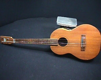 Vintage Solid Wood Harmony Baritone Ukulele Ready to Play   6 U