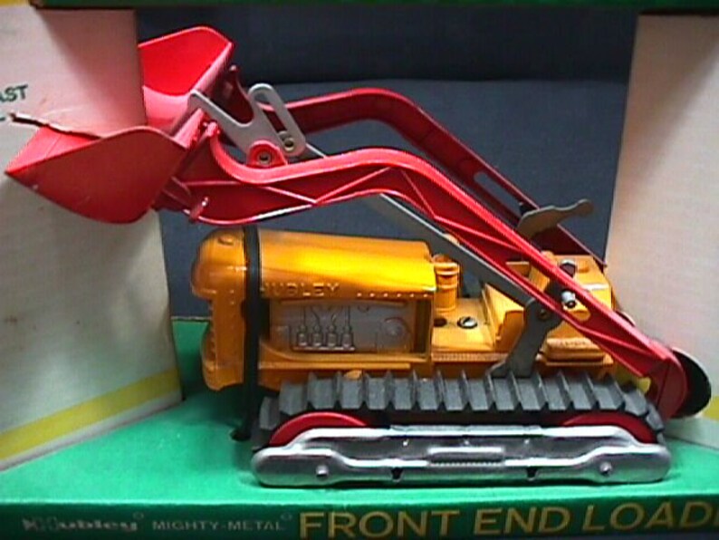 A Vintage 1969 Hubley Mighty Metal Die Cast Front End Crawler Loaded in it/'s Original Container and has Never been taken out