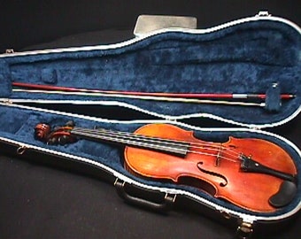 An Antique Nicolaus Amatus 4/4 Full Size Violin, Bow & Original Case Ready to Play   3 V