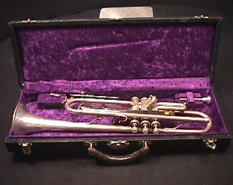 A Vintage Lyon & Healy Jazz Style Bb Trumpet in it's Beautiful Original Case and Ready to Play   6 T