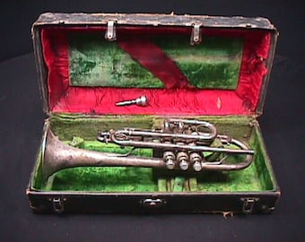 Antique Concertone Shepard's Curl Silver Cornet in it's Original Tired Hard Case & Ready to Play   10 T