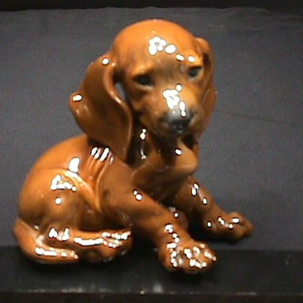 German Made Hound Dog Puppy by Kunstabteilung SELB in Great Original Condition with Perfect Detail