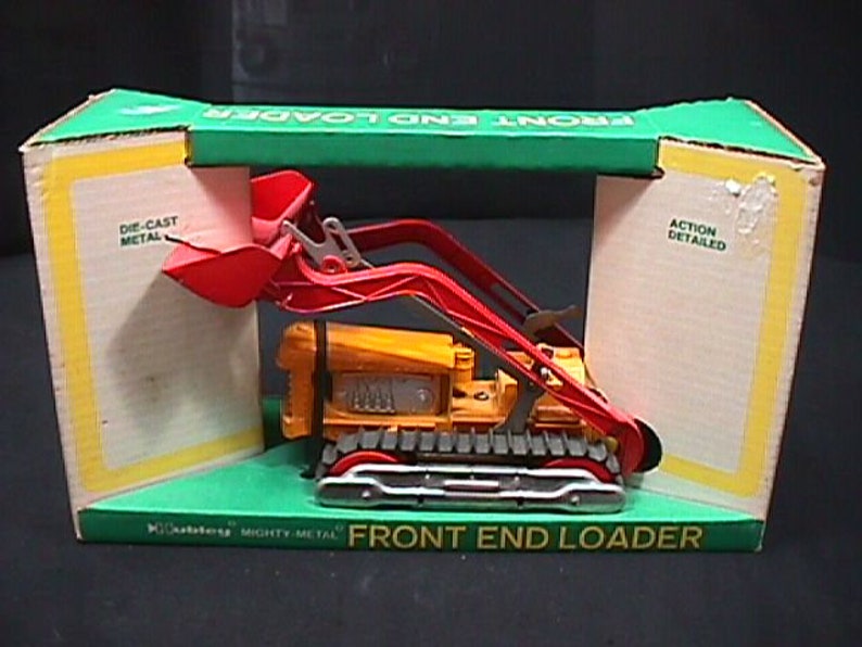 A Vintage 1969 Hubley Mighty Metal Die Cast Front End Crawler Loaded in it/'s Original Container and has Never been taken out