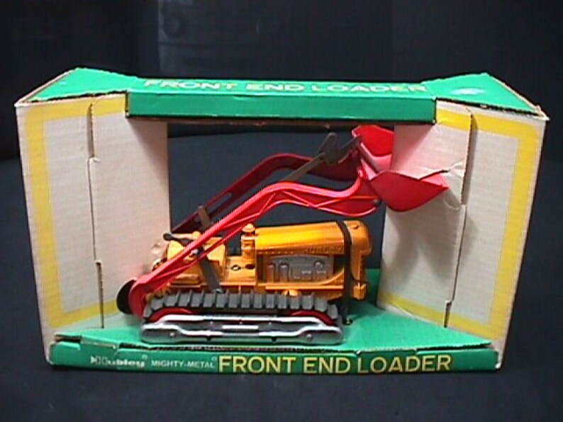 A Vintage 1969 Hubley Mighty Metal Die Cast Front End Crawler Loaded in it/'s Original Container and has Never been taken out