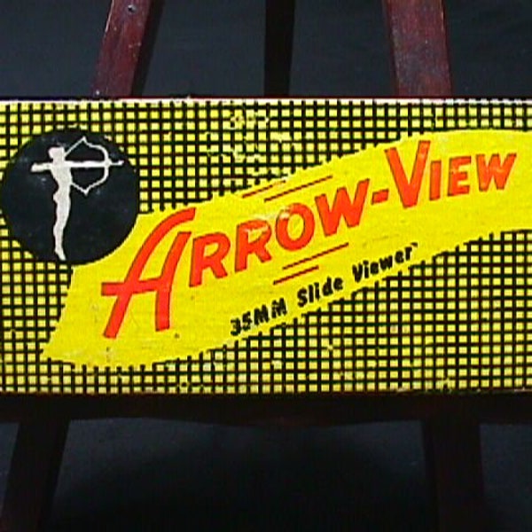 A Vintage Arrow-View 35mm Slide Viewer in Like New Condition, and in it's Original Box