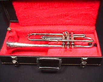 An Vintage Concertone Double Tunning Slide Jazz Type Trumpet in a Hard Case & Ready to Play as-is   4 T