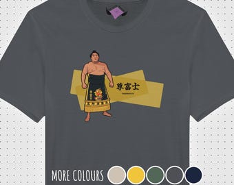 照ノ富士横綱シャツ - 腕を開いたポーズ - 力士チャンピオン アート T