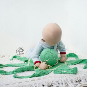 Knitted flat Octopus Toy Baby Lace Blanket. Amigurumi Octopus. Baby Lace Blanket. Instant download. Knitting pattern PDF comforter Octopus image 9
