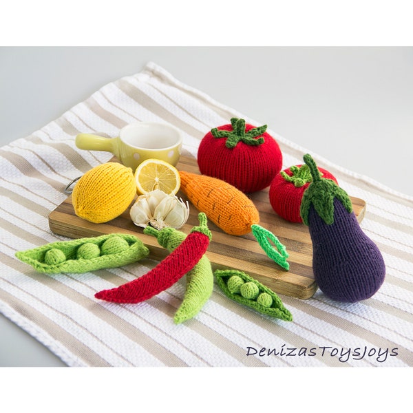 Knitting vegetables pattern set. Vegetables toy knitting patterns. PDF instant download. Knitting pattern. Knitted round.
