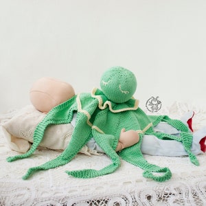 Knitted flat Octopus Toy Baby Lace Blanket. Amigurumi Octopus. Baby Lace Blanket. Instant download. Knitting pattern PDF comforter Octopus image 6