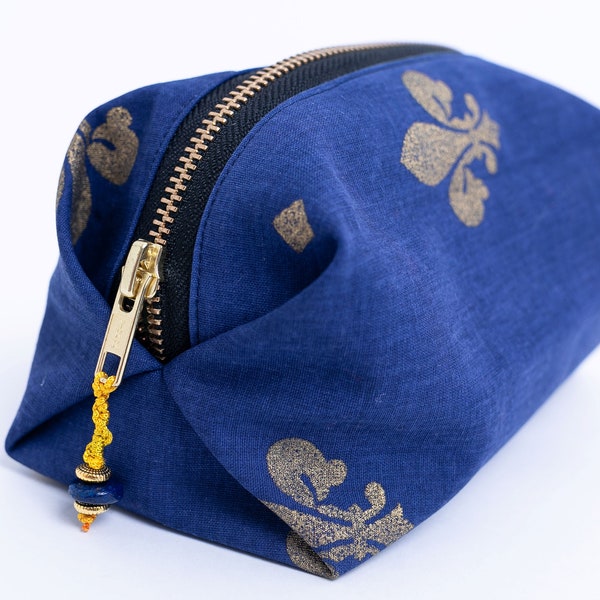 Carol Cassisa Fleur de Lis Purse main image 0