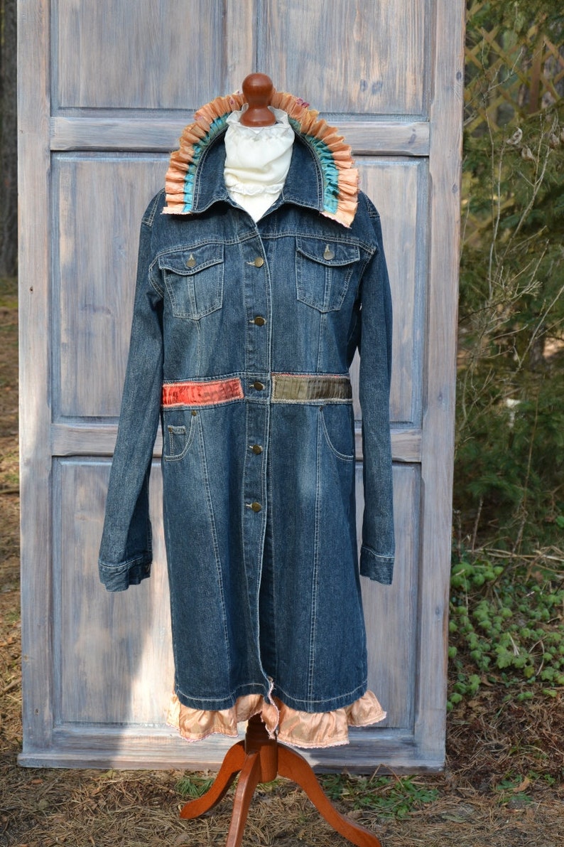 Giacca di jeans con un cappotto di jeans immagine 2