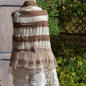 Romantic big cream shawl image 2