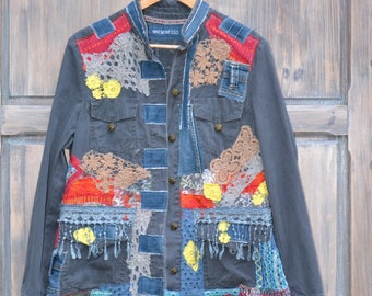 Steampunk inspirierte Jeansjacke, Denim überarbeitete Jacke, Upcycled-Jacke, Wearable Art, Hand bestickt, Upcycled-Bekleidung