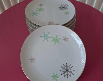 Vintage Harmony House Snowflake All Over Medium Salad Plates Set of 9 MCM Japan