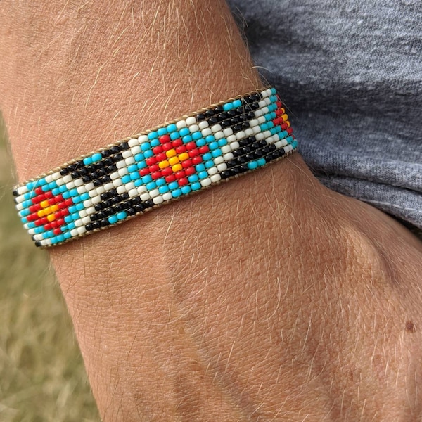 Mens Navajo Southwestern Native American Beaded Bracelet