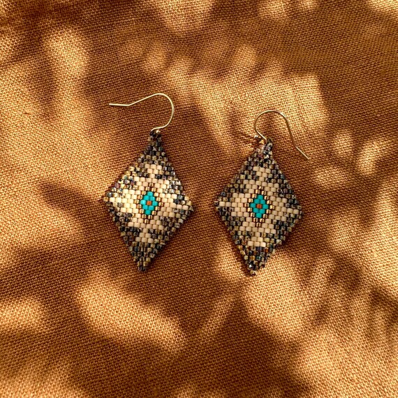 Navajo beaded earrings clearance