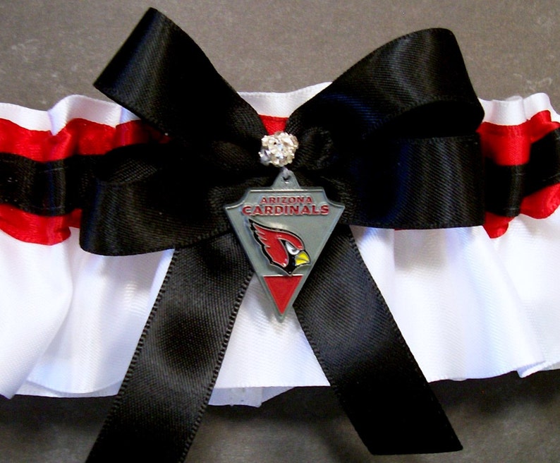 Handmade Black /& Scarlet Red Garter Set with an Arizona Cardinals\u00ae Enameled Charm Embellishment #FB1 May also be purchased individually