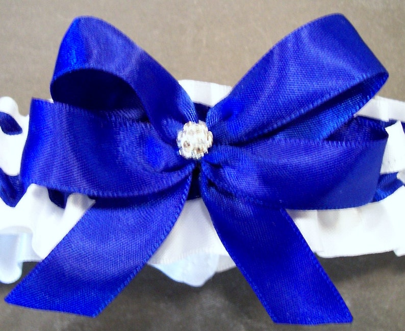 May also be purchased individually Handmade Cobalt Blue /& White Garter Set with an Indianapolis Colts\u00ae Enameled Charm Embellishment #FB20