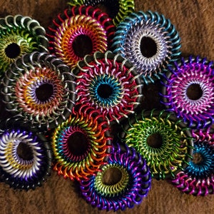 Chainmail Fidget Necklace - Chainmaille Keychain / Pendant - Fidget Necklace Pendant