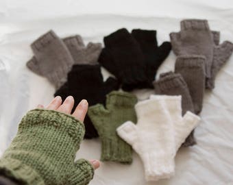 Fingerless gloves, fingerless mittens