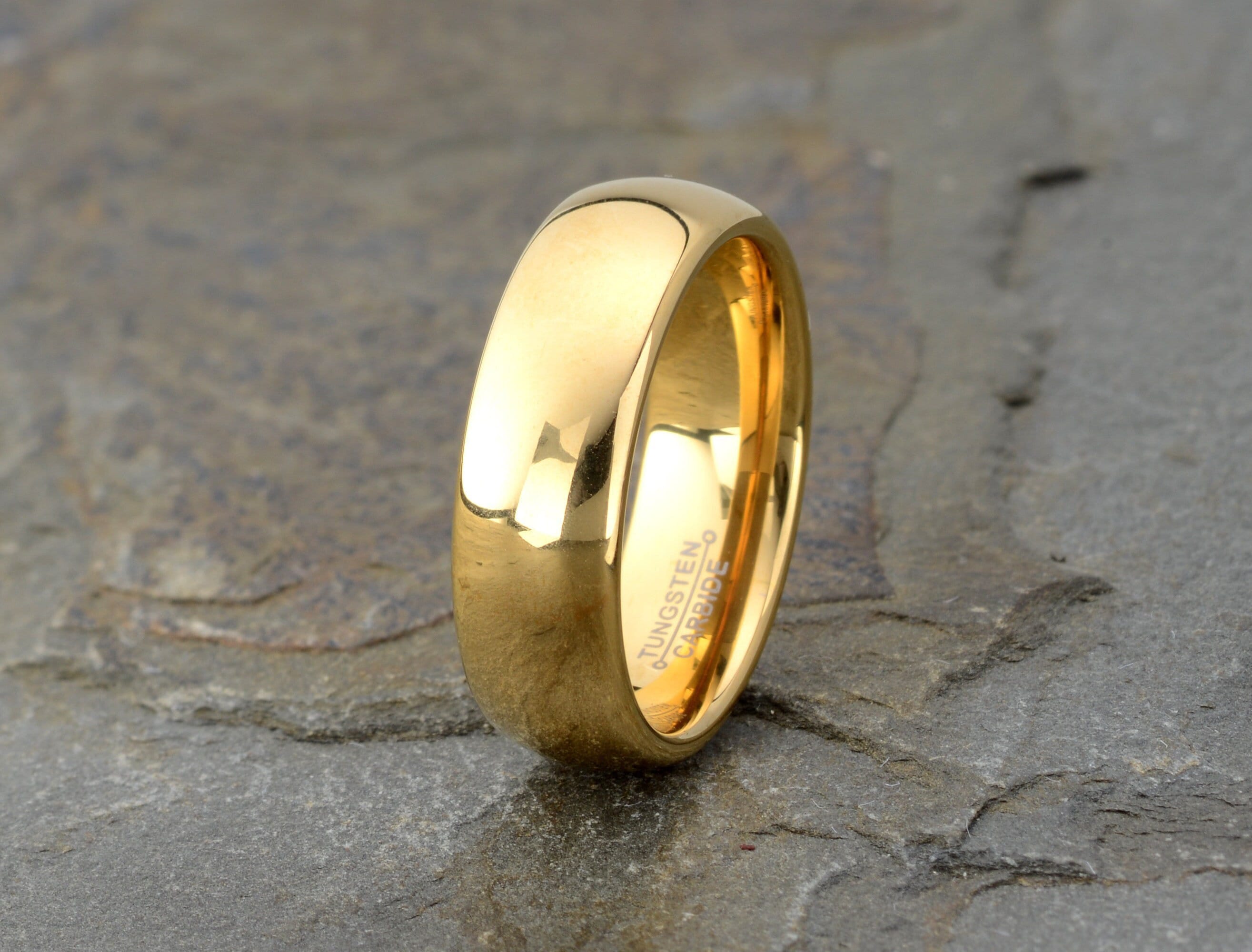 Boy lenghth gold ring design
