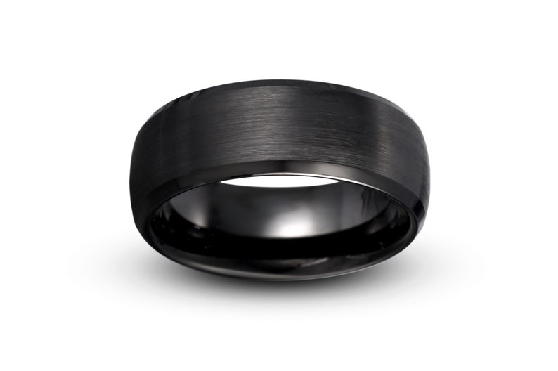 brushed-mens-wedding-band