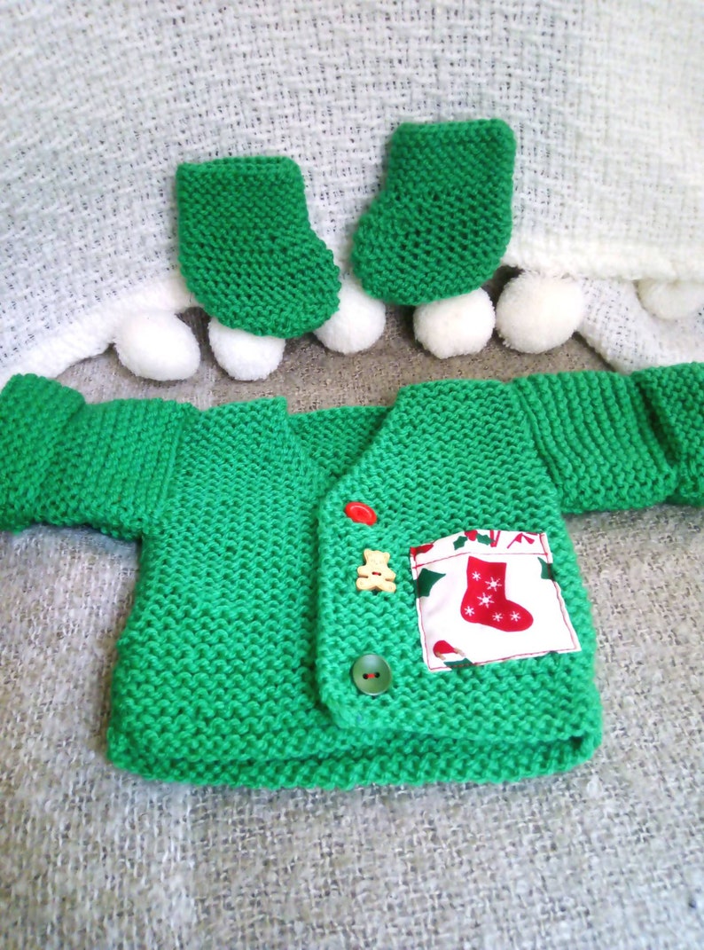 pocket deco printed patterns 1st Baby Christmas green fir wool vest set and slippers 03 months
