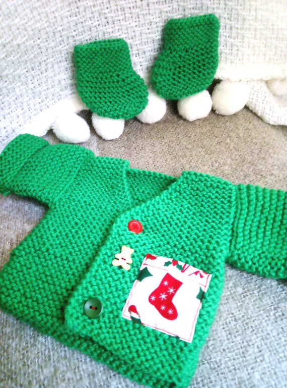 pocket deco printed patterns 1st Baby Christmas green fir wool vest set and slippers 03 months