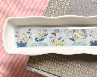 Anillo Plato Joyería Bandeja de baratijas Porcelana Francesa Limoges Made In France Tema Floral Vintage