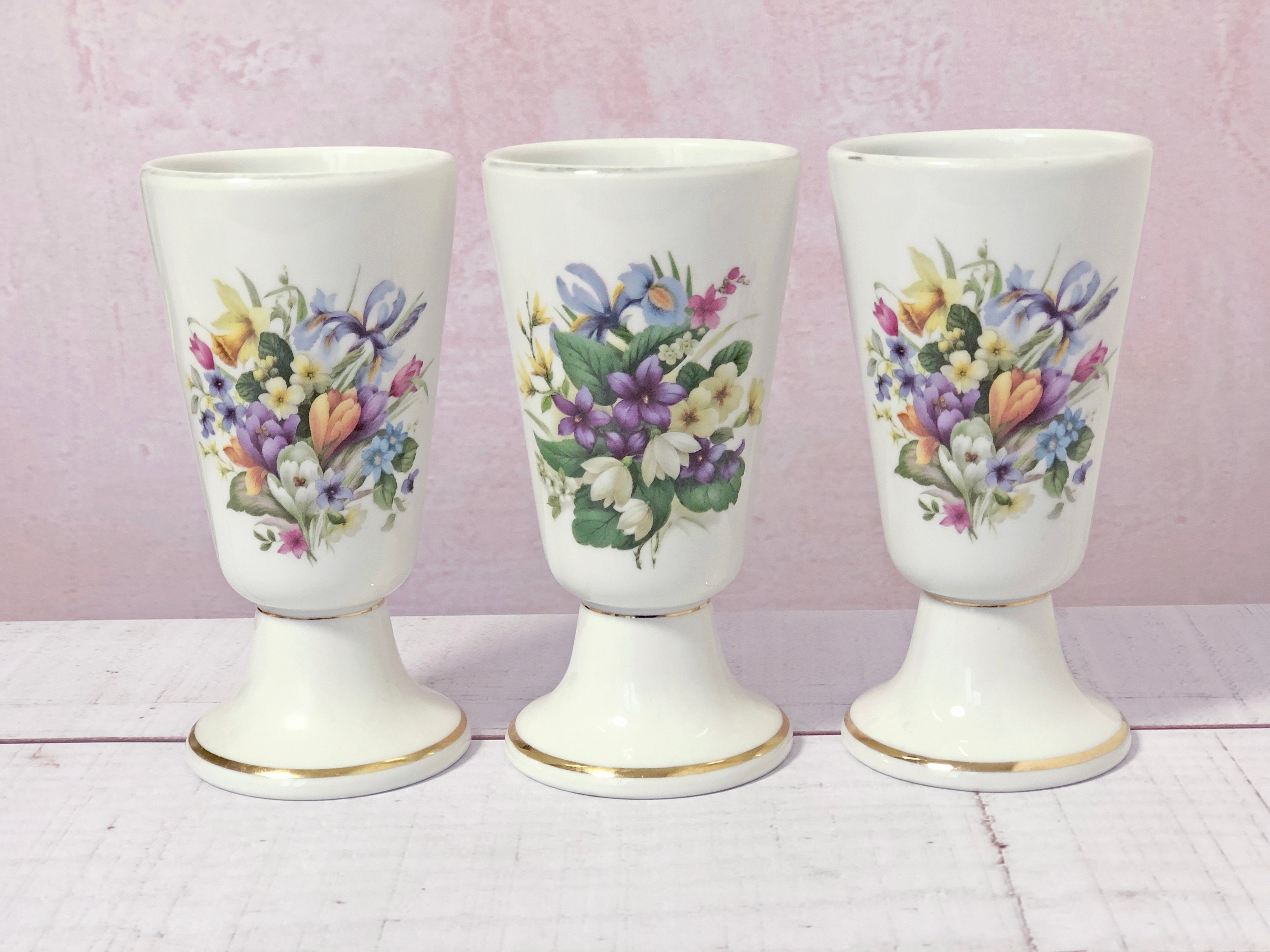 Ensemble de 3 Tasses à Café sur Piédestal Mazagrans Thème Floral Français Céramique Cuisine Campagne