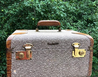 h and m suitcase
