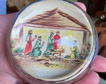 Vintage Nativity Paper Weight