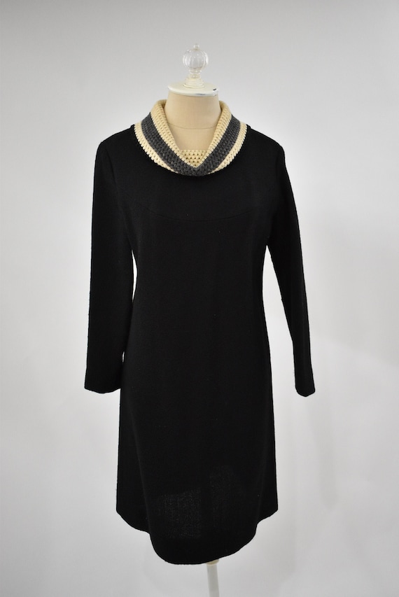 60’s Woven Wool Black Sweater Dress // Vintage woo