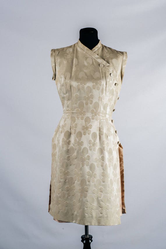Vintage 1950's Oriental Wiggle Dress // Ivory Silk