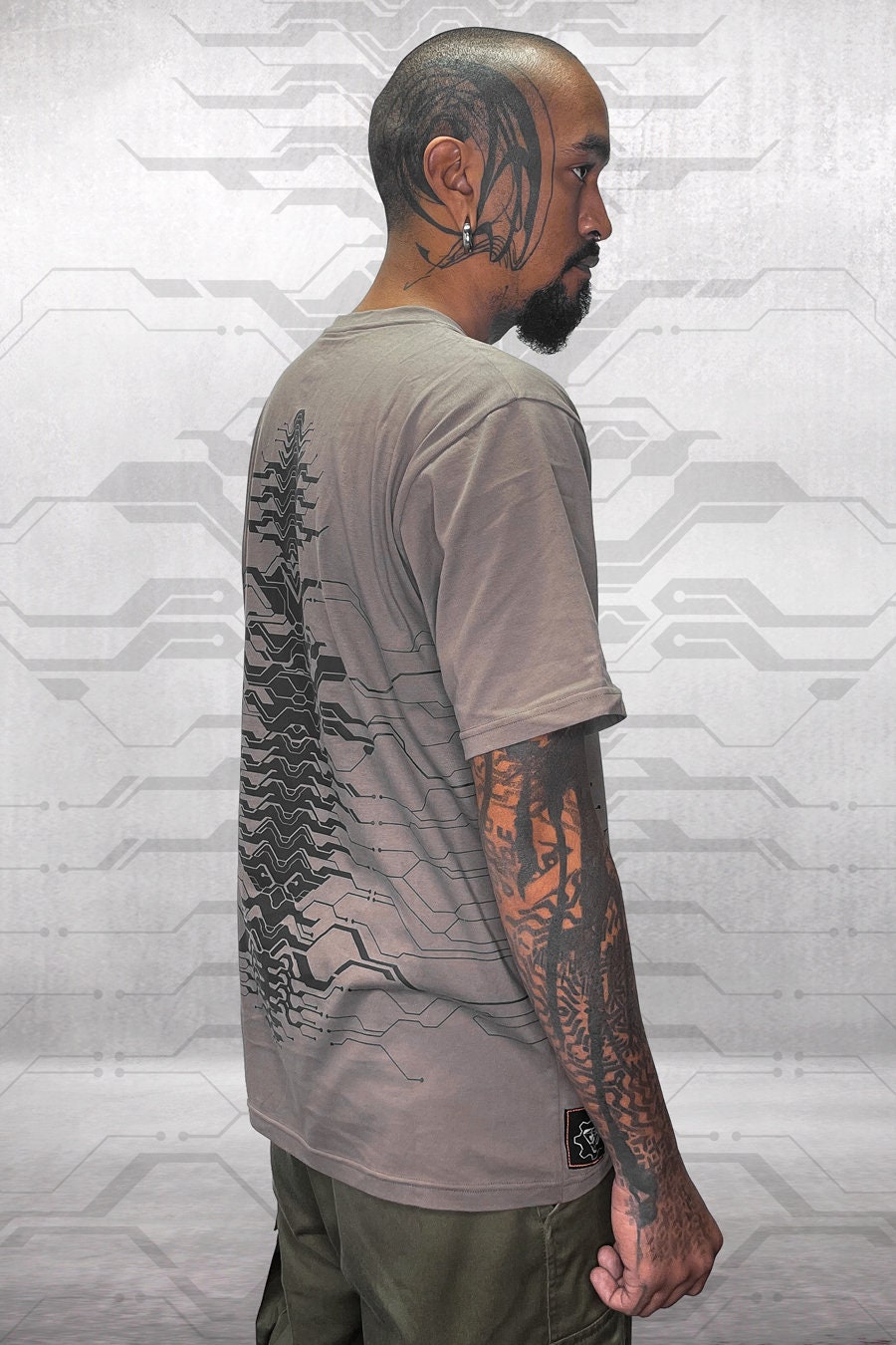 TOKONA-X 劇場限定 KING OF BULLSH*T tee TOKONA-X 劇場限定 KING OF BULLSH*T tee - メルカリ