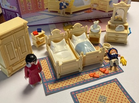 Playmobil victorian mansion sale furniture