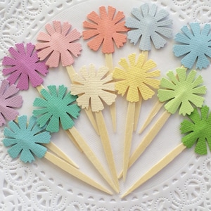 Regnbågsblommig cupcaketopper, Födelsedagscupcaketopper, Bröllopscupcaketopper. Trädgårdsfest cupcaketopper, Blommiga cocktaildrinkrörare