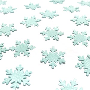 Snowflake confetti. Snowflakecut out, Frozen Theme party confetti, Snowflake cut out, Christmas confetti, Snowflake decoration, Snowflakes.