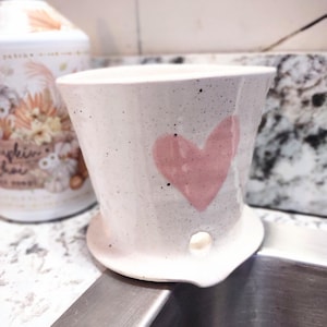 White Speckled Ceramic Self-Draining Sponge Drainer with Heart in Multiple Colors. Sizes Large, Medium, Small or Mini