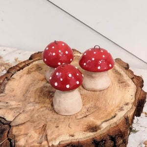 Set of 3 Mixed Size-Shape Mini Ceramic Mushroom for Terrariums, Planters & Fairy Gardens, Amanita Mushroom Ornaments