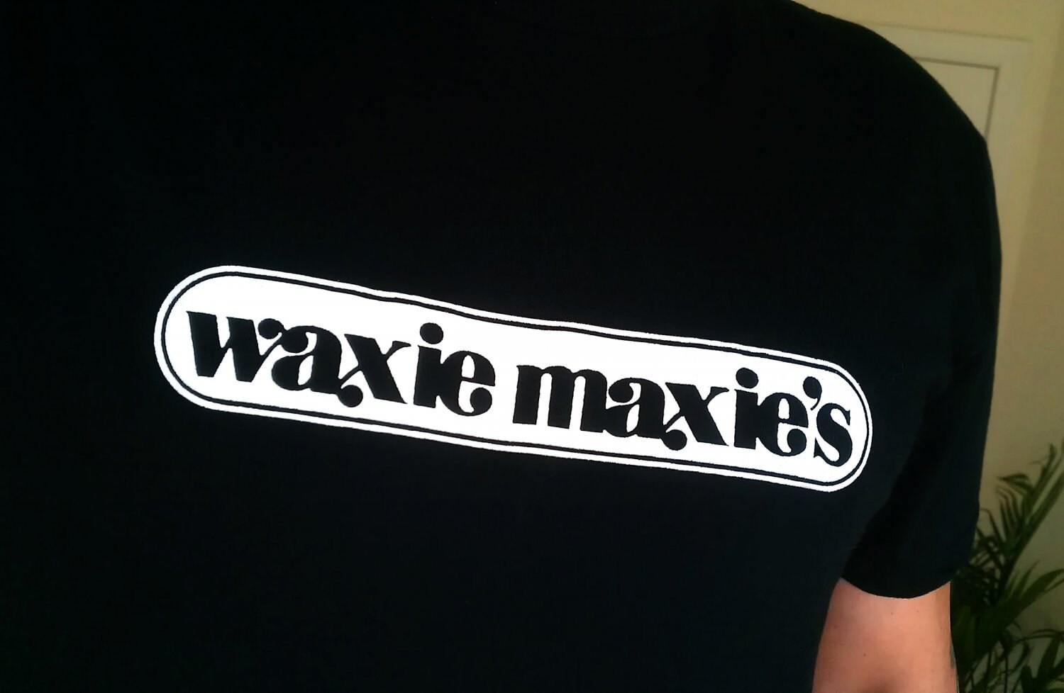 WAXIE MAXIE'S Premium BLACK T Shirt 