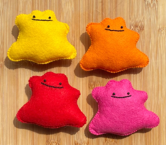 Ditto plush that outlet turns into other pokemon