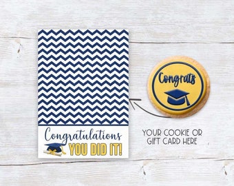 Mini biglietti per biscotti di laurea stampabili, porta carte regalo di laurea in blu navy e giallo, porte aperte per la laurea del liceo