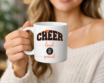 Taza de café para entrenadora de porristas, negra y naranja, regalo para porristas orgullosas y con carácter.