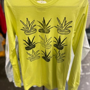Alternating Aloe T-shirt